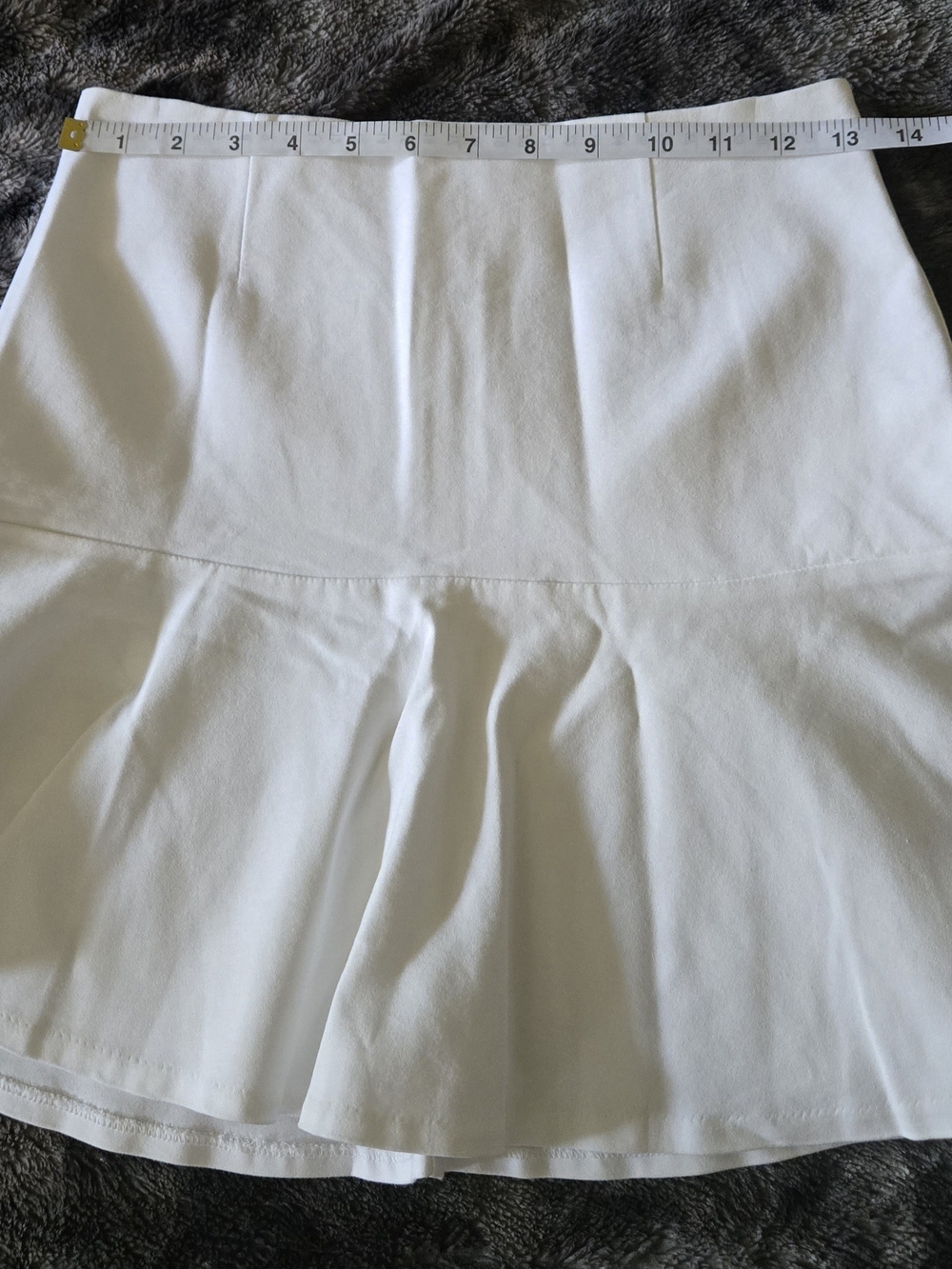 Women's White Ruffle-Hem Mini Skirt - Picture 5 of 5